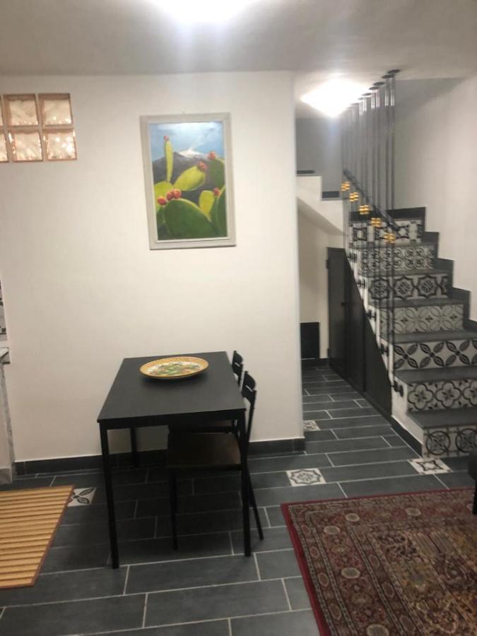 Dimora Ursino Apartment CTA Exterior foto